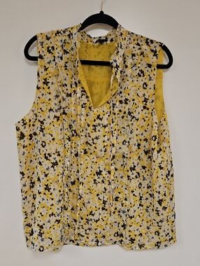 Ann Taylor Yellow Floral Pintuck Sleeveless Top
